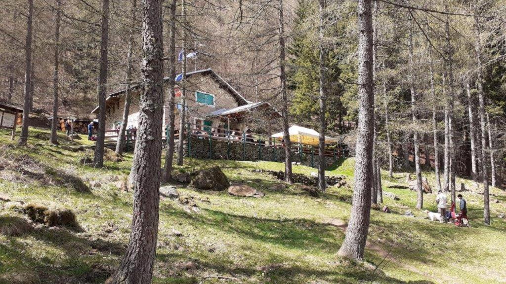Rifugio Geat Val Gravio Hotel Villar Focchiardo Bagian luar foto
